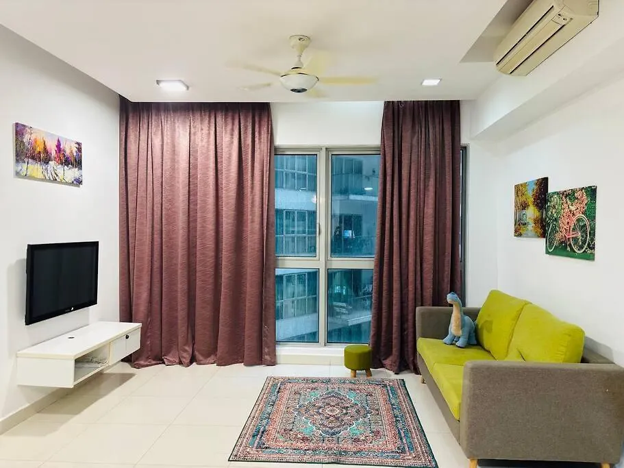Regalia Residence By Willow Home Kuala Lumpur 0*,